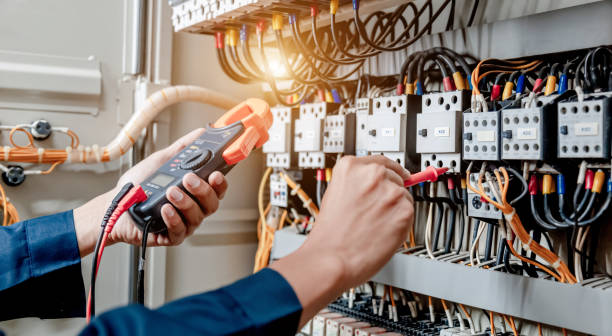 Professional Electrician in Hempstead, TX