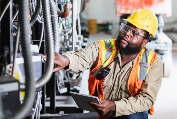Best Affordable Electrician  in Hempstead, TX